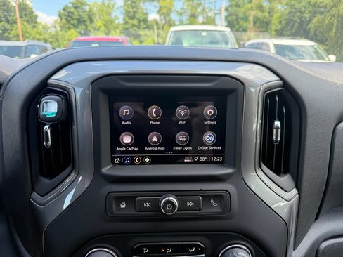 Used 2023 Chevrolet Silverado 1500 Custom AWD/4WD image 27