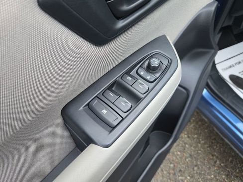 Used 2025 Subaru Forester image 13