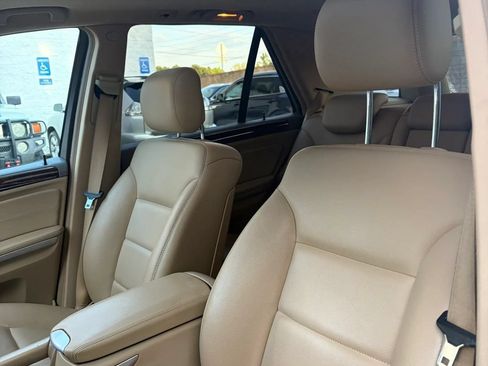 Used 2011 Mercedes-Benz ML 350 4MATIC image 9