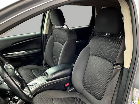 Used 2018 Dodge Journey SE w/ Popular Equipment Group FWD image 20