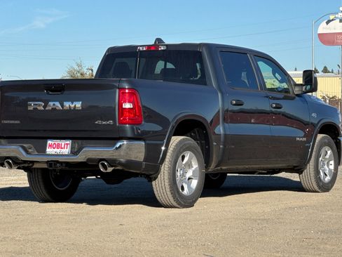 New 2026 RAM 1500 4x4 Crew Cab image 3