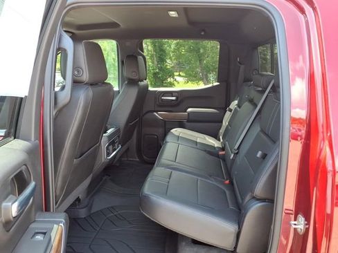 Used 2020 Chevrolet Silverado 1500 High Country w/ Technology Package AWD/4WD image 11