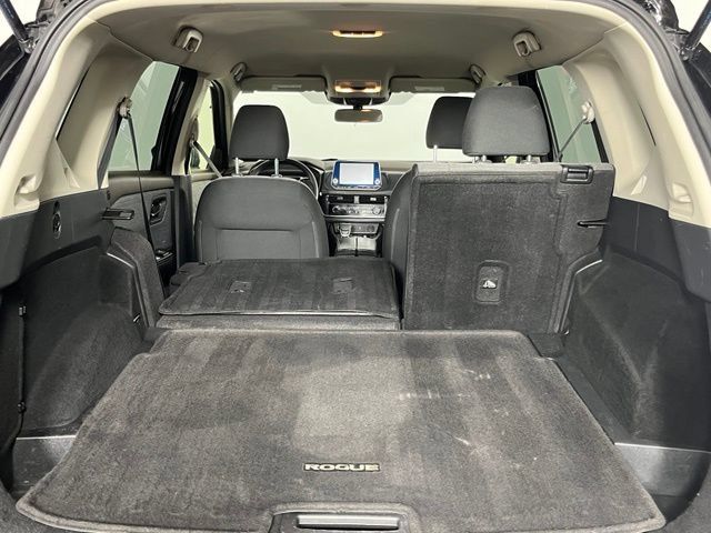 Used 2021 Nissan Rogue S AWD/4WD image 25