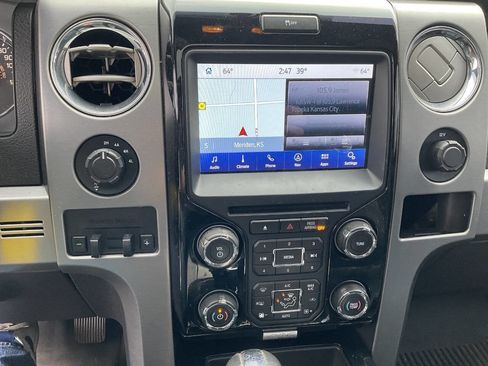 Used 2014 Ford F150 Limited image 17
