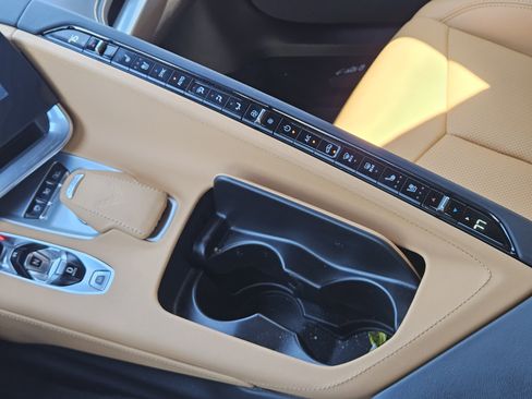 Used 2024 Chevrolet Corvette Stingray Preferred Cpe w/ Z51 Performance Package image 20