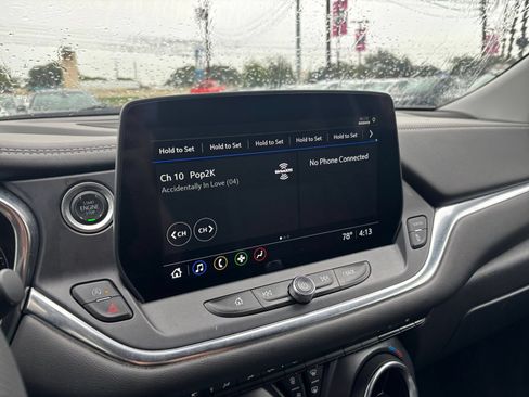 Used 2025 Chevrolet Blazer LT FWD image 21