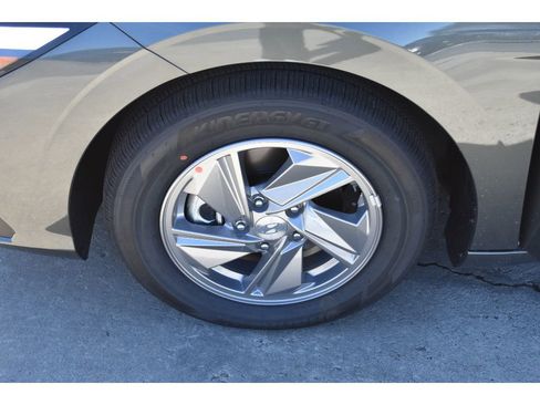 New 2026 Hyundai Elantra SE image 7