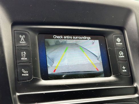 Used 2016 Chrysler 200 Limited FWD image 17