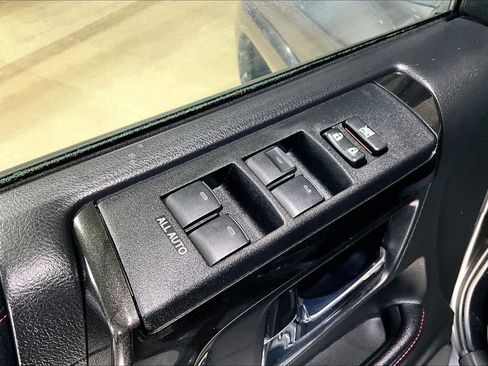 Used 2019 Toyota 4Runner TRD Off-Road image 36