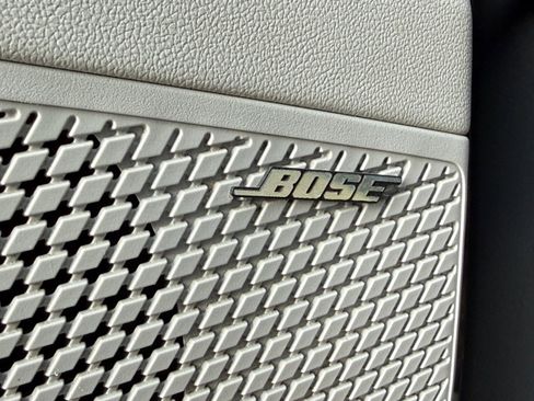 Used 2023 Hyundai Elantra Limited image 40