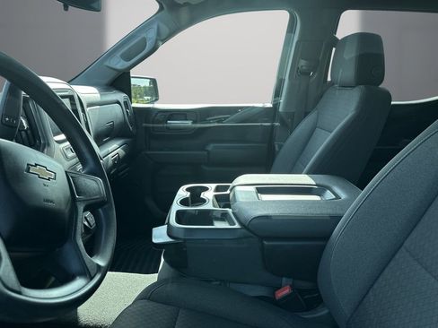 Used 2022 Chevrolet Silverado 1500 Custom AWD/4WD image 6