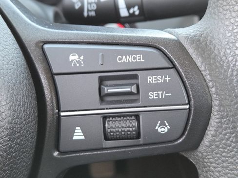 Used 2023 Honda Accord EX image 6