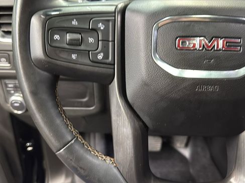 Used 2023 GMC Yukon XL AT4 image 17