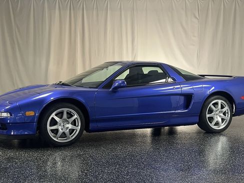 Used 2000 Acura NSX T image 3