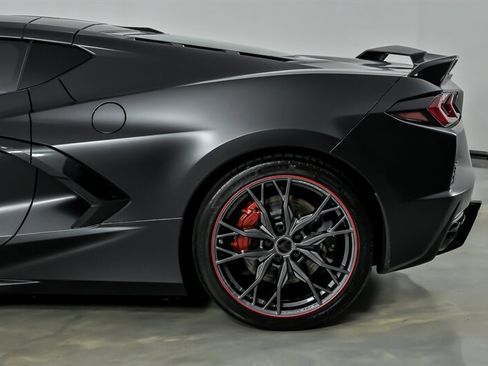 Used 2023 Chevrolet Corvette Stingray Premium Cpe w/ Z51 Performance Package RWD image 9