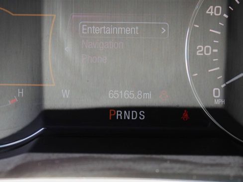 Used 2016 Lincoln MKX Reserve w/ Technology Package FWD image 8