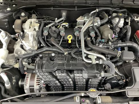 Certified 2022 Nissan Altima 2.5 SV image 9