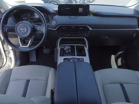 Used 2024 MAZDA CX-90 Plug-In Hybrid w/ Preferred AWD/4WD image 12