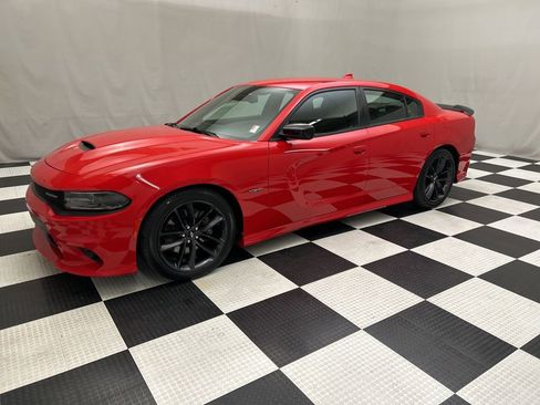 Used 2019 Dodge Charger R/T w/ Plus Group image 12