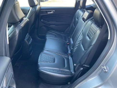Used 2023 Ford Edge Titanium image 21