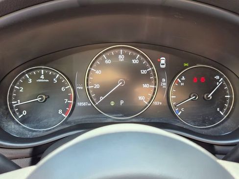 Used 2025 MAZDA MAZDA3 s FWD image 24