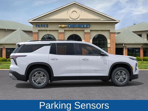 New 2026 Chevrolet Traverse LT image 6