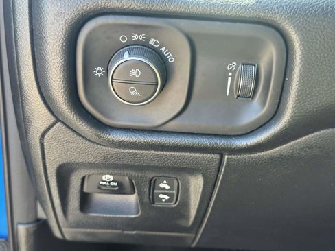 Used 2022 RAM 1500 Big Horn AWD/4WD image 19