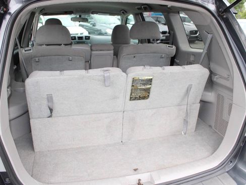 Used 2011 Toyota Highlander 4WD w/ Tow Pkg image 23