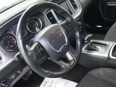 Used 2022 Dodge Charger SXT w/ Cold Weather Package AWD/4WD image 17