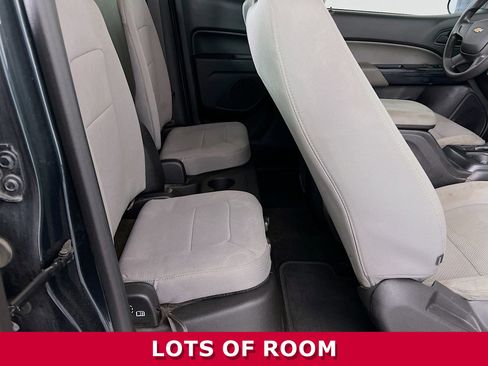 Used 2018 Chevrolet Colorado W/T w/ Custom Special Edition image 18