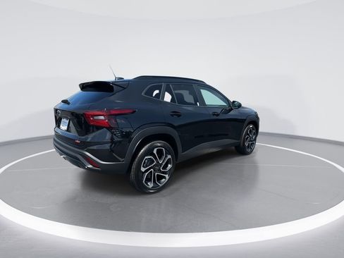 New 2026 Chevrolet Trax RS w/ Driver Confidence Package FWD image 8