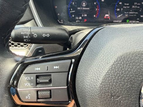 Certified 2024 Acura Integra FWD image 17