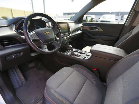 Used 2019 Chevrolet Traverse LT FWD image 4