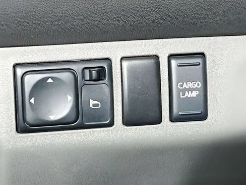 Used 2018 Nissan Frontier SV w/ Value Truck Package RWD image 10