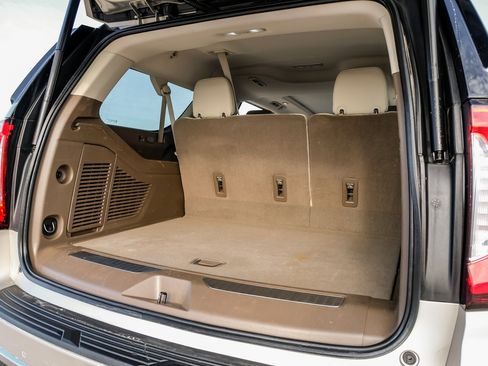 Used 2021 GMC Yukon XL Denali image 59