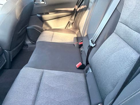 Used 2021 Nissan Rogue SV FWD image 17