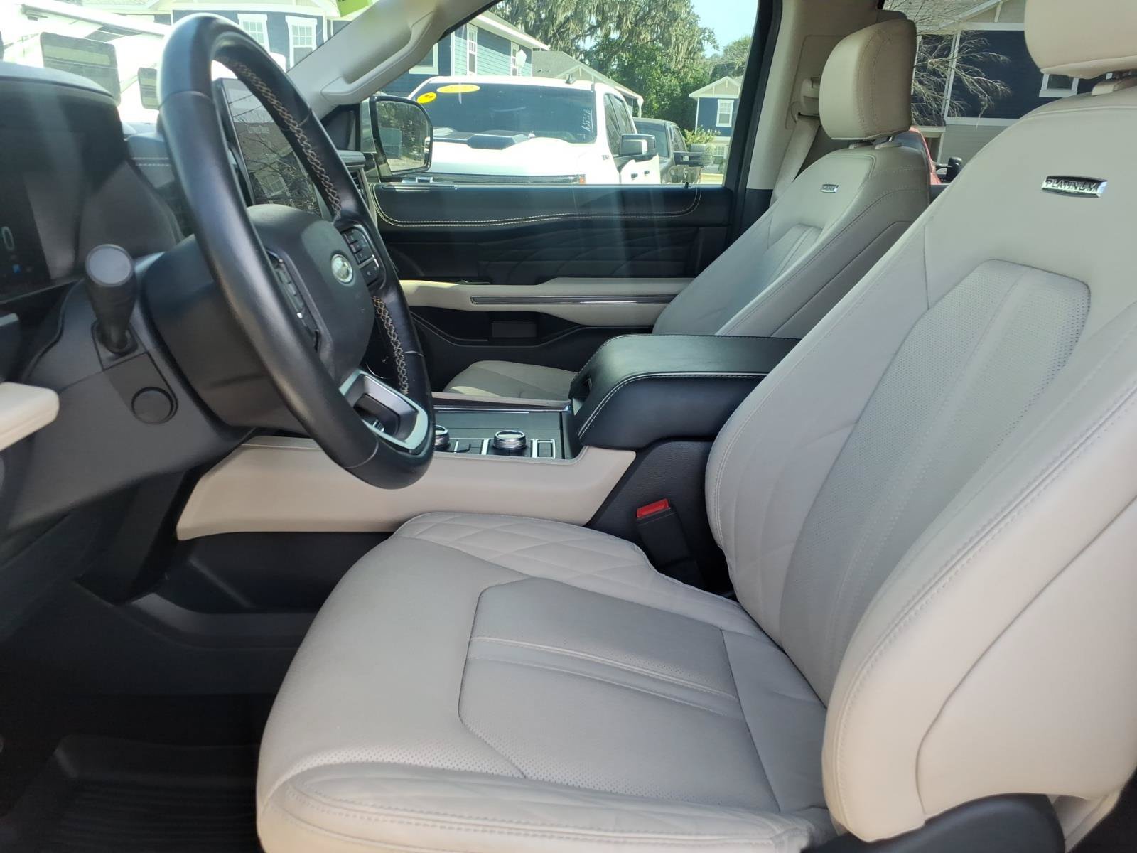 Used 2022 Ford Expedition Max Platinum AWD/4WD image 22