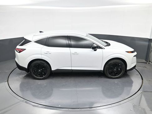 New 2025 Nissan Murano SV image 32