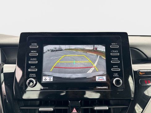 Used 2024 Toyota Camry SE image 31