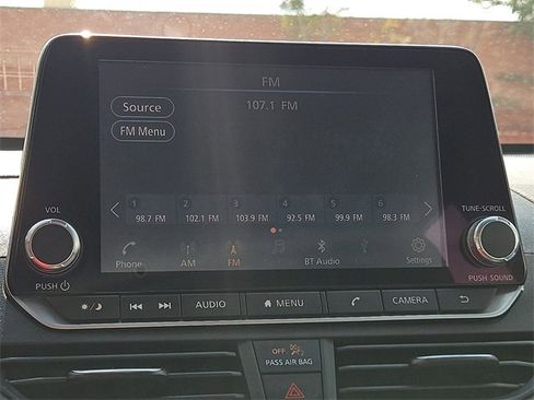 Used 2021 Nissan Altima 2.5 SR image 17