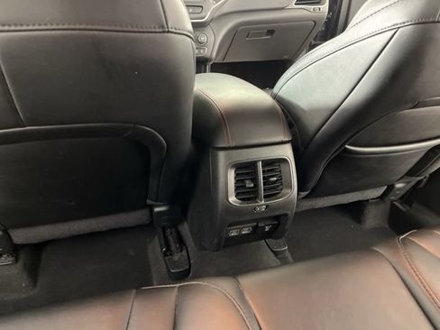 Used 2022 Jeep Cherokee Trailhawk w/ Comfort/Convenience Group AWD/4WD image 45