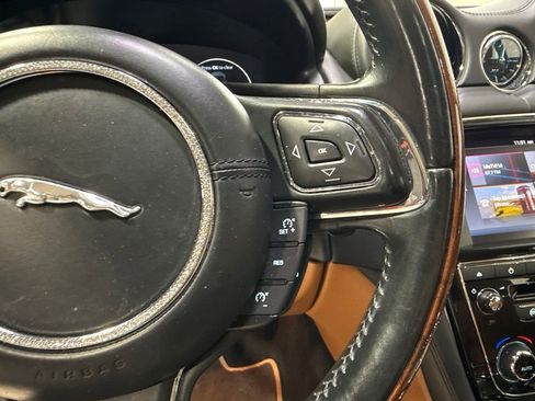 Used 2017 Jaguar XJ L Portfolio AWD/4WD image 13
