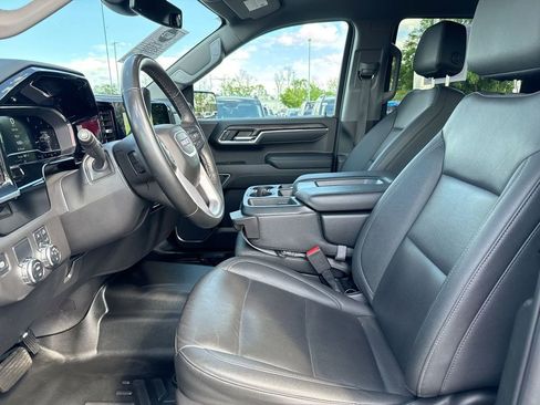 Used 2025 GMC Sierra 1500 SLT RWD image 20
