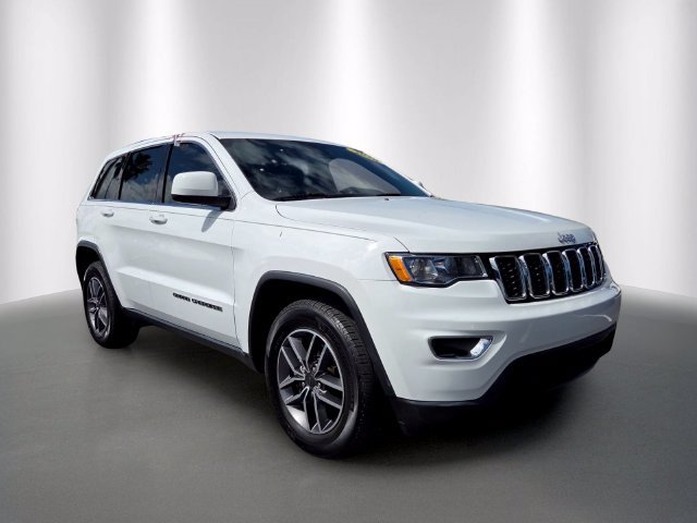 Used 2020 Jeep Grand Cherokee Laredo w/ 18" Wheel & 8.4" Radio Group RWD image 7