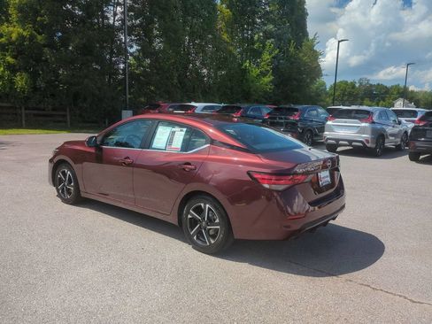 Used 2024 Nissan Sentra SV FWD image 7