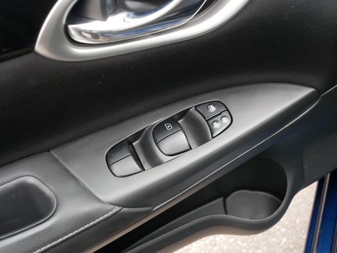Used 2019 Nissan Sentra SV w/ All Weather Package FWD image 19