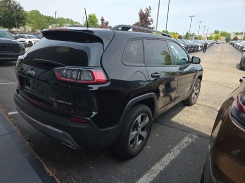 Used 2022 Jeep Cherokee Limited AWD/4WD image 4