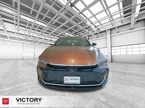 New 2026 Toyota Crown Platinum image 6