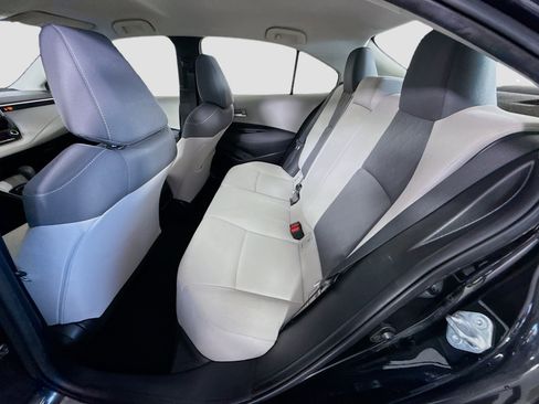 Used 2020 Toyota Corolla LE image 24