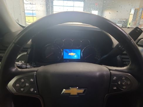 Used 2015 Chevrolet Suburban LTZ AWD/4WD image 10